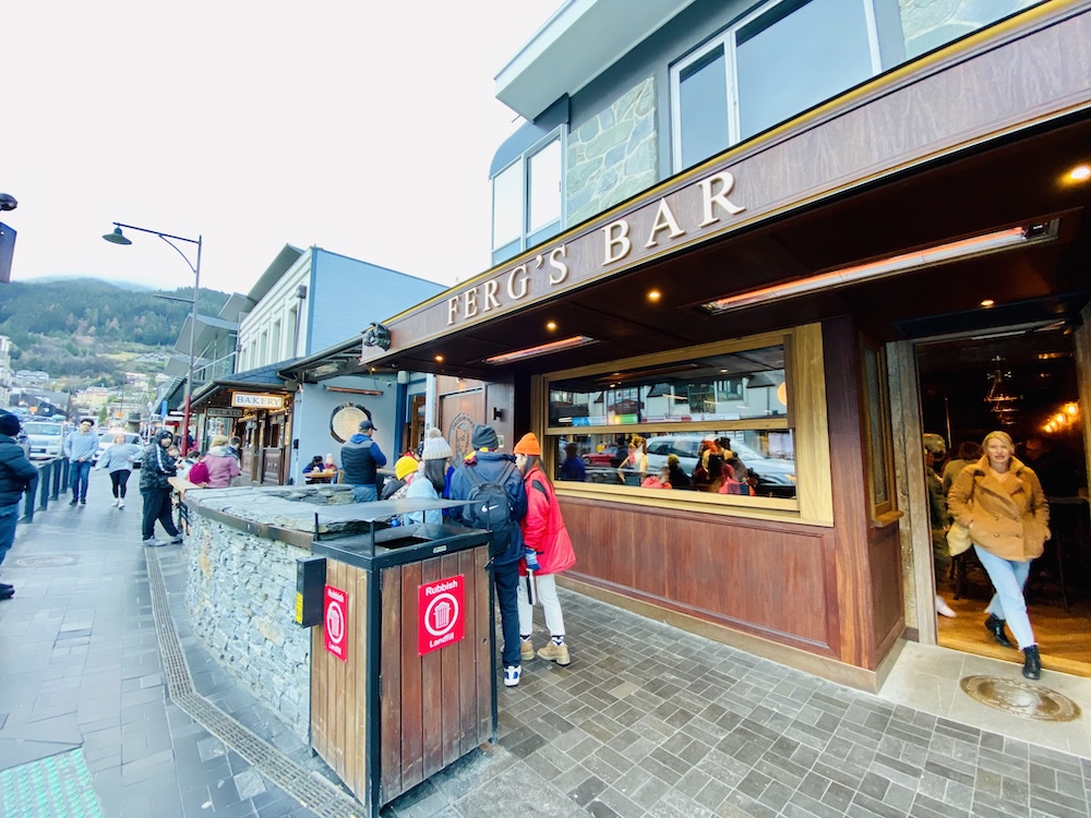 クイーンズタウンのFerg’s Bar（ファーグズ・バー）